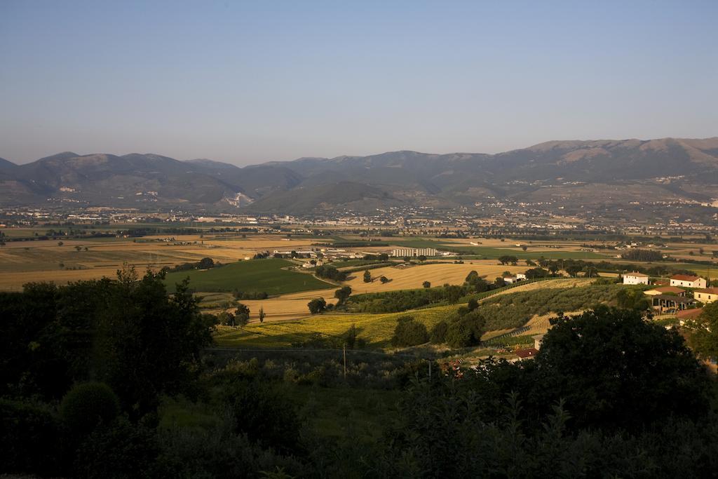 Agriturismo Il Girasole Montefalco Zewnętrze zdjęcie